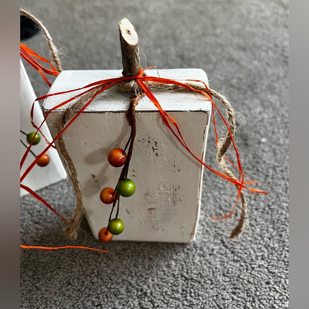 Handmade Wooden Pumpkins Fall Decor - Picture 3 of 9